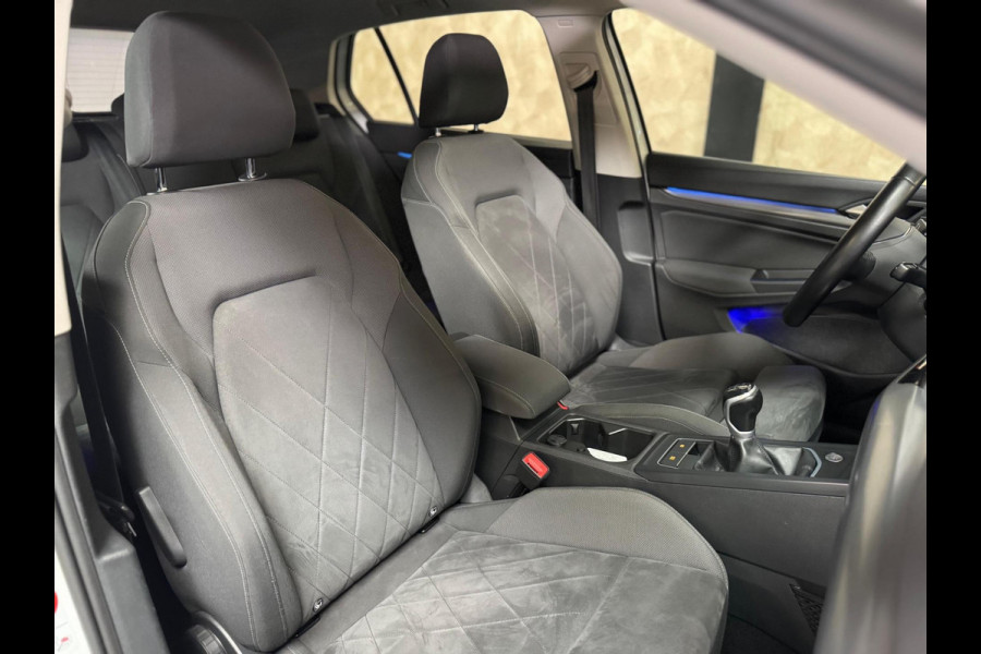 Volkswagen Golf 1.5 TSI Highline | Pano | Memory | IQ lights | Stoel-/Stuurverwarming | PDC Volkswagen Golf 1.5 TSI Highline | Pano | Memory | IQ lights | Stoel-/Stuurverwarming | PDC