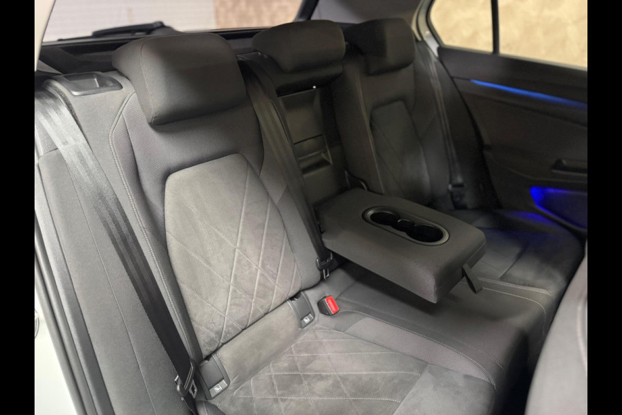 Volkswagen Golf 1.5 TSI Highline | Pano | Memory | IQ lights | Stoel-/Stuurverwarming | PDC Volkswagen Golf 1.5 TSI Highline | Pano | Memory | IQ lights | Stoel-/Stuurverwarming | PDC