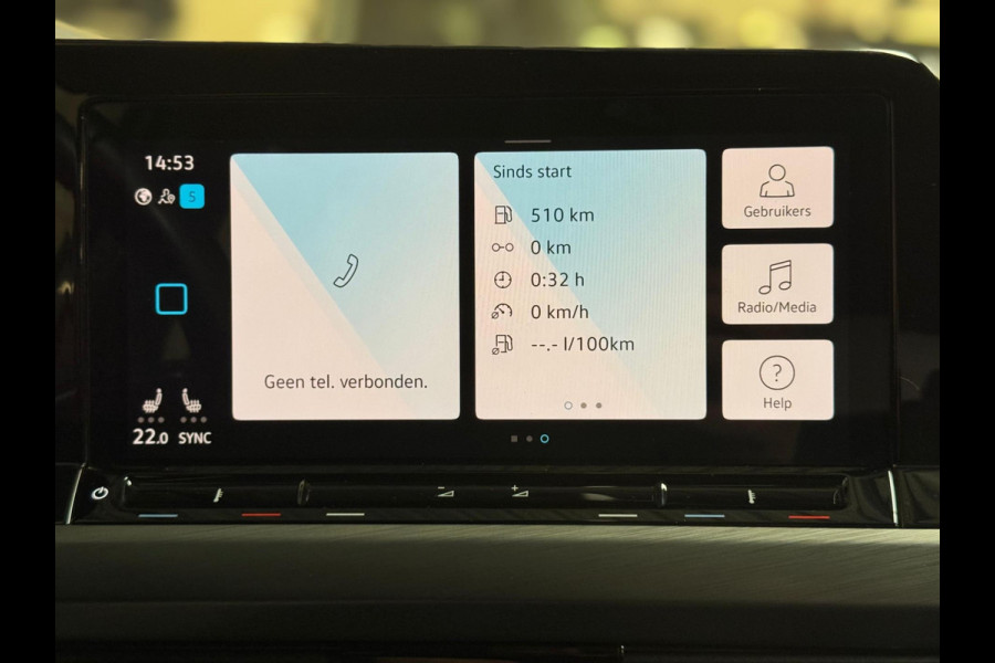 Volkswagen Golf 1.5 TSI Highline | Pano | Memory | IQ lights | Stoel-/Stuurverwarming | PDC Volkswagen Golf 1.5 TSI Highline | Pano | Memory | IQ lights | Stoel-/Stuurverwarming | PDC