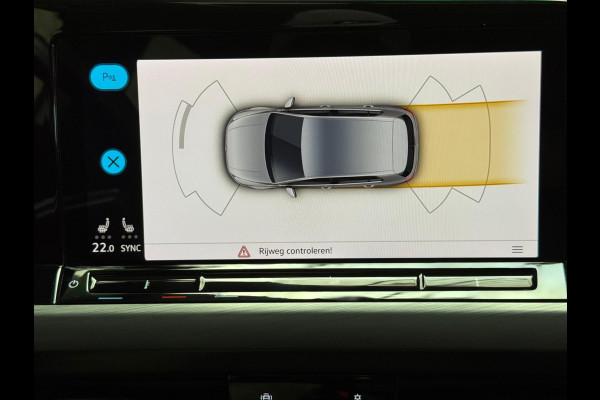 Volkswagen Golf 1.5 TSI Highline | Pano | Memory | IQ lights | Stoel-/Stuurverwarming | PDC Volkswagen Golf 1.5 TSI Highline | Pano | Memory | IQ lights | Stoel-/Stuurverwarming | PDC