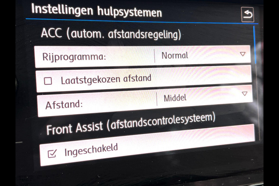 Volkswagen T-Cross 1.0 TSI Style High-Line_ 110PK_Carplay_Camera_ACC_F1 Flippers Volkswagen T-Cross 1.0 TSI Style High-Line_ 110PK_Carplay_Camera_ACC_F1 Flippers