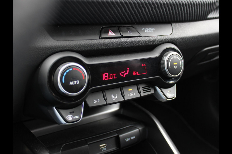 Kia Stonic 1.0 T-GDi MHEV GT-Line | Stoel/stuur verwarming| Navigatie | Keyless entry |