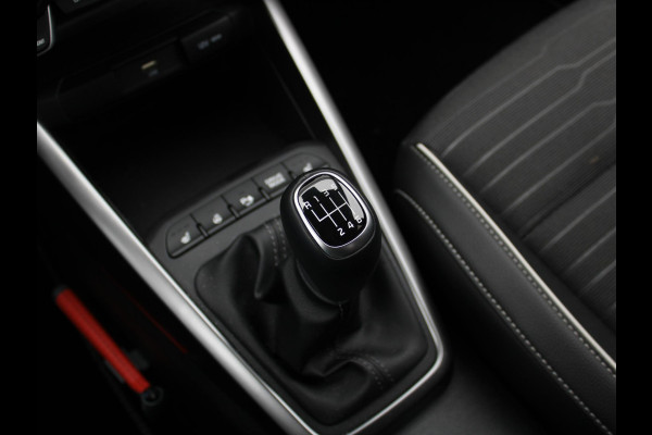 Kia Stonic 1.0 T-GDi MHEV GT-Line | Stoel/stuur verwarming| Navigatie | Keyless entry |