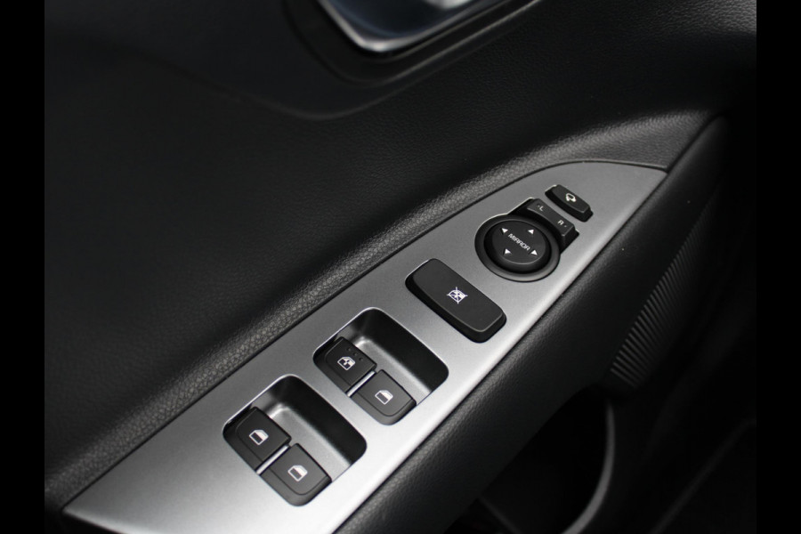 Kia Stonic 1.0 T-GDi MHEV GT-Line | Stoel/stuur verwarming| Navigatie | Keyless entry |