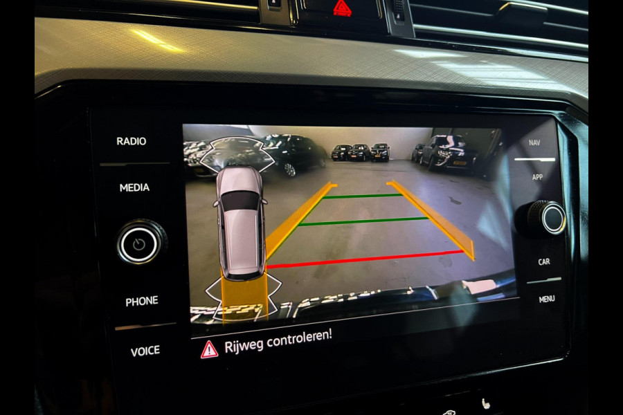Volkswagen Passat Variant 1.4 TSI PHEV GTE Business Carplay_Camera_trekh_Stoel massage Volkswagen Passat Variant 1.4 TSI PHEV GTE Business Carplay_Camera_trekh_Stoel massage