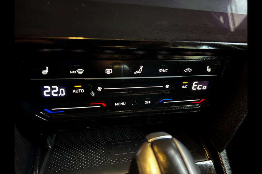 Volkswagen Passat Variant 1.4 TSI PHEV GTE Business Carplay_Camera_trekh_Stoel massage Volkswagen Passat Variant 1.4 TSI PHEV GTE Business Carplay_Camera_trekh_Stoel massage