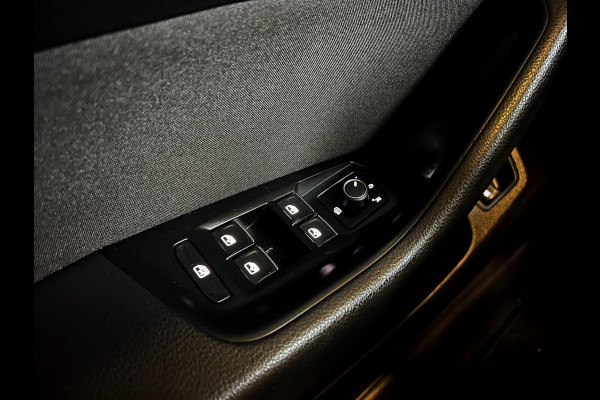 Volkswagen Passat Variant 1.4 TSI PHEV GTE Business Carplay_Camera_trekh_Stoel massage Volkswagen Passat Variant 1.4 TSI PHEV GTE Business Carplay_Camera_trekh_Stoel massage