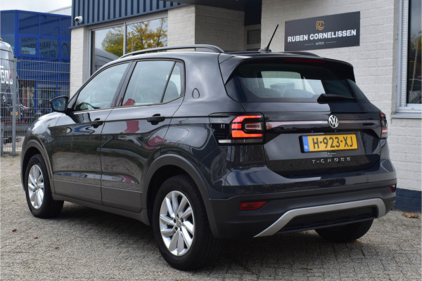 Volkswagen T-Cross 1.0 TSI Life Business | ACC | Carplay | Navi | Clima | Blind Spot | Parkeersensoren Volkswagen T-Cross 1.0 TSI Life Business | ACC | Carplay | Navi | Clima | Blind Spot | Parkeersensoren