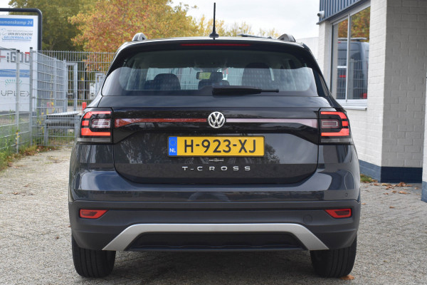 Volkswagen T-Cross 1.0 TSI Life Business | ACC | Carplay | Navi | Clima | Blind Spot | Parkeersensoren Volkswagen T-Cross 1.0 TSI Life Business | ACC | Carplay | Navi | Clima | Blind Spot | Parkeersensoren
