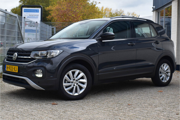 Volkswagen T-Cross 1.0 TSI Life Business | ACC | Carplay | Navi | Clima | Blind Spot | Parkeersensoren Volkswagen T-Cross 1.0 TSI Life Business | ACC | Carplay | Navi | Clima | Blind Spot | Parkeersensoren