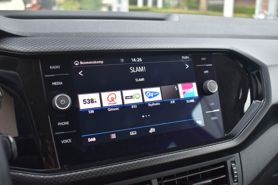 Volkswagen T-Cross 1.0 TSI Life Business | ACC | Carplay | Navi | Clima | Blind Spot | Parkeersensoren Volkswagen T-Cross 1.0 TSI Life Business | ACC | Carplay | Navi | Clima | Blind Spot | Parkeersensoren