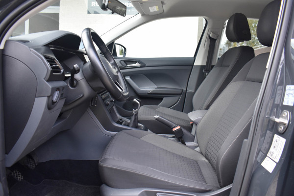 Volkswagen T-Cross 1.0 TSI Life Business | ACC | Carplay | Navi | Clima | Blind Spot | Parkeersensoren Volkswagen T-Cross 1.0 TSI Life Business | ACC | Carplay | Navi | Clima | Blind Spot | Parkeersensoren