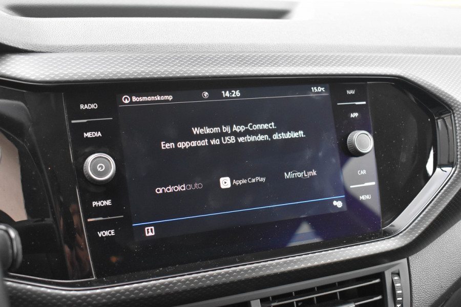 Volkswagen T-Cross 1.0 TSI Life Business | ACC | Carplay | Navi | Clima | Blind Spot | Parkeersensoren Volkswagen T-Cross 1.0 TSI Life Business | ACC | Carplay | Navi | Clima | Blind Spot | Parkeersensoren