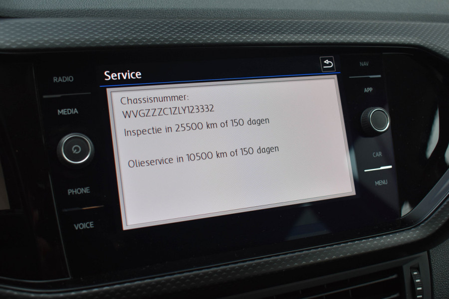 Volkswagen T-Cross 1.0 TSI Life Business | ACC | Carplay | Navi | Clima | Blind Spot | Parkeersensoren Volkswagen T-Cross 1.0 TSI Life Business | ACC | Carplay | Navi | Clima | Blind Spot | Parkeersensoren