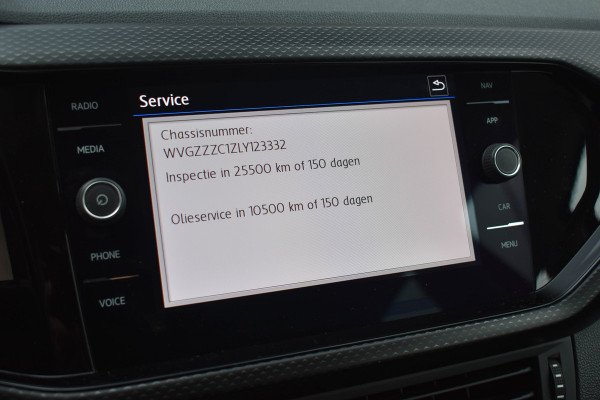 Volkswagen T-Cross 1.0 TSI Life Business | ACC | Carplay | Navi | Clima | Blind Spot | Parkeersensoren Volkswagen T-Cross 1.0 TSI Life Business | ACC | Carplay | Navi | Clima | Blind Spot | Parkeersensoren