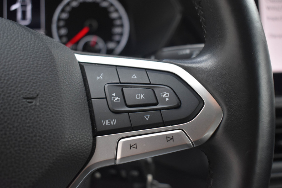 Volkswagen T-Cross 1.0 TSI Life Business | ACC | Carplay | Navi | Clima | Blind Spot | Parkeersensoren Volkswagen T-Cross 1.0 TSI Life Business | ACC | Carplay | Navi | Clima | Blind Spot | Parkeersensoren