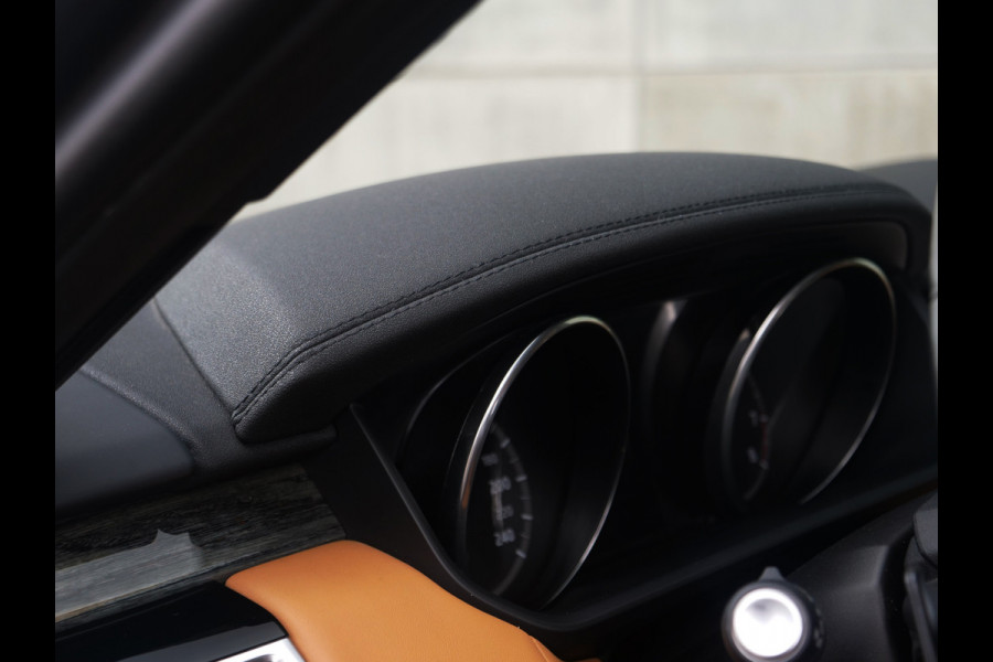 Land Rover Discovery 3.0 Si6 HSE Luxury 7p. | Dealer onderhouden | panorama | massage | meridian.. Land Rover Discovery 3.0 Si6 HSE Luxury 7p. | Dealer onderhouden | panorama | massage | meridian..