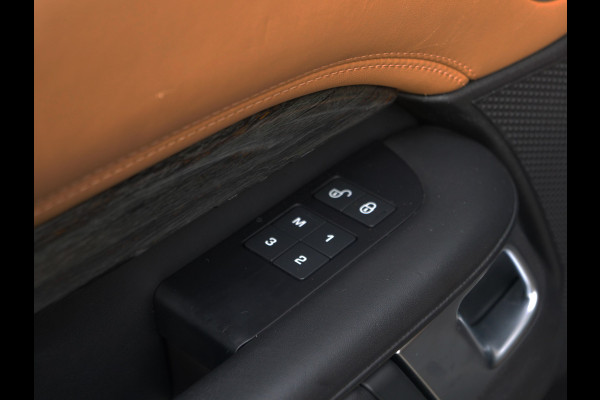Land Rover Discovery 3.0 Si6 HSE Luxury 7p. | Dealer onderhouden | panorama | massage | meridian.. Land Rover Discovery 3.0 Si6 HSE Luxury 7p. | Dealer onderhouden | panorama | massage | meridian..