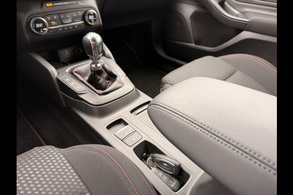 Ford Focus 1.0 EcoBoost Hybrid ST Line Style WINTER PACKAGE | TREKHAAK AFNEEMBAAR | NL AUTO |