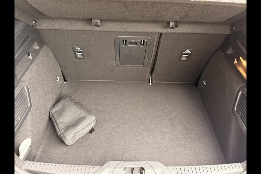 Ford Focus 1.0 EcoBoost Hybrid ST Line Style WINTER PACKAGE | TREKHAAK AFNEEMBAAR | NL AUTO |
