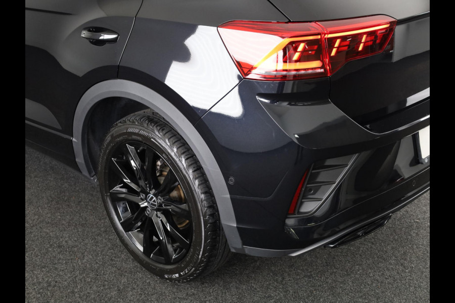 Volkswagen T-Roc 1.5 TSI R-Line 150 PK DSG |Private lease vanaf € 699,- pm | Blackstyle | Trekhaak afneembaar | ErgoActive Stoel Pakket | Navigatie |