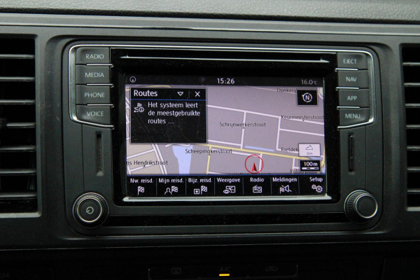 Volkswagen Transporter 2.0 TDI DSG L2H1 Comfortline / Automaat / Trekhaak / App connect Volkswagen Transporter 2.0 TDI DSG L2H1 Comfortline / Automaat / Trekhaak / App connect