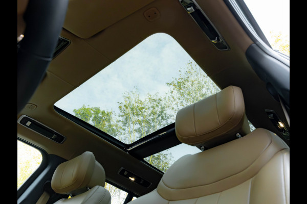 Land Rover Range Rover 3.0 P550e Autobiography - Pano - Shadow Pack - Homelink - Koelvak Land Rover Range Rover 3.0 P550e Autobiography - Pano - Shadow Pack - Homelink - Koelvak
