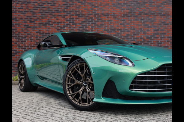 Aston Martin DB12 4.0 V8 | Iridiscent Emerald - Oxford Tan Aston Martin DB12 4.0 V8 | Iridiscent Emerald - Oxford Tan