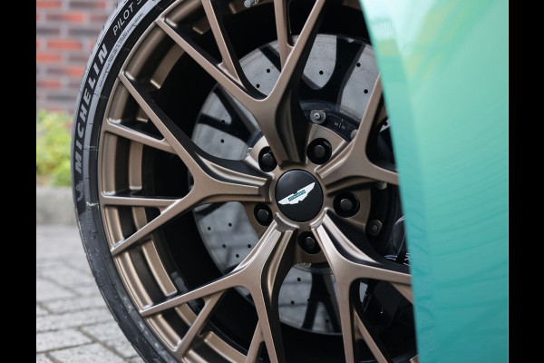 Aston Martin DB12 4.0 V8 | Iridiscent Emerald - Oxford Tan Aston Martin DB12 4.0 V8 | Iridiscent Emerald - Oxford Tan