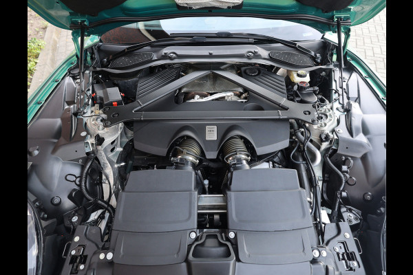 Aston Martin DB12 4.0 V8 | Iridiscent Emerald - Oxford Tan Aston Martin DB12 4.0 V8 | Iridiscent Emerald - Oxford Tan