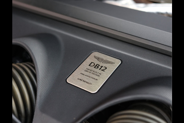 Aston Martin DB12 4.0 V8 | Iridiscent Emerald - Oxford Tan Aston Martin DB12 4.0 V8 | Iridiscent Emerald - Oxford Tan