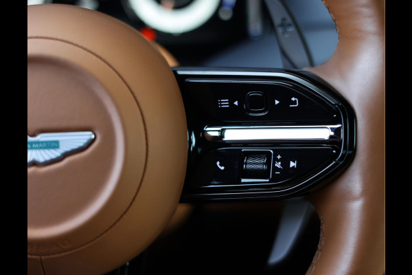 Aston Martin DB12 4.0 V8 | Iridiscent Emerald - Oxford Tan Aston Martin DB12 4.0 V8 | Iridiscent Emerald - Oxford Tan