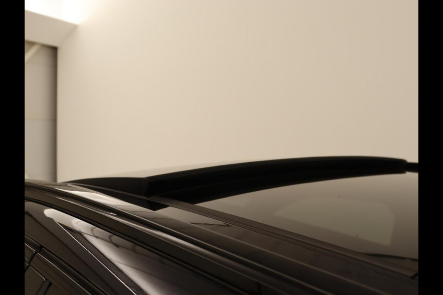 BMW X3 xDrive30e M Sport | Panoramadak | Trekhaak | Head-Up | Stoelverwarming | Leder | Live Cockpit | Stuurverwarming | Carplay | Camera | 20'' | Navigatie | Keyless | PHEV | Plug In BMW X3 xDrive30e M Sport | Panoramadak | Trekhaak | Head-Up | Stoelverwarming | Leder | Live Cockpit | Stuurverwarming | Carplay | Camera | 20'' | Navigatie | Keyless | PHEV | Plug In