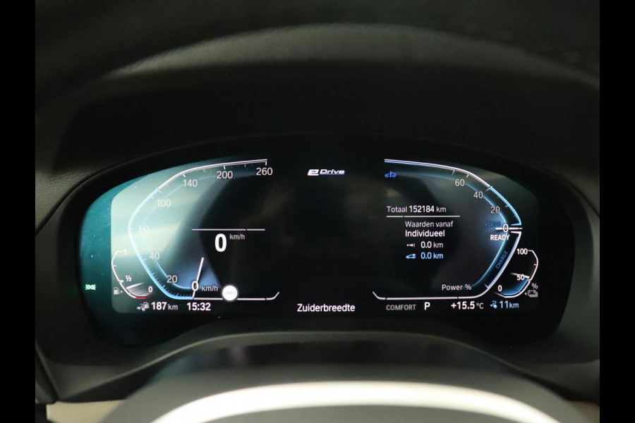BMW X3 xDrive30e M Sport | Panoramadak | Trekhaak | Head-Up | Stoelverwarming | Leder | Live Cockpit | Stuurverwarming | Carplay | Camera | 20'' | Navigatie | Keyless | PHEV | Plug In BMW X3 xDrive30e M Sport | Panoramadak | Trekhaak | Head-Up | Stoelverwarming | Leder | Live Cockpit | Stuurverwarming | Carplay | Camera | 20'' | Navigatie | Keyless | PHEV | Plug In