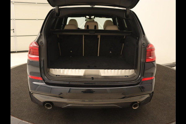 BMW X3 xDrive30e M Sport | Panoramadak | Trekhaak | Head-Up | Stoelverwarming | Leder | Live Cockpit | Stuurverwarming | Carplay | Camera | 20'' | Navigatie | Keyless | PHEV | Plug In BMW X3 xDrive30e M Sport | Panoramadak | Trekhaak | Head-Up | Stoelverwarming | Leder | Live Cockpit | Stuurverwarming | Carplay | Camera | 20'' | Navigatie | Keyless | PHEV | Plug In