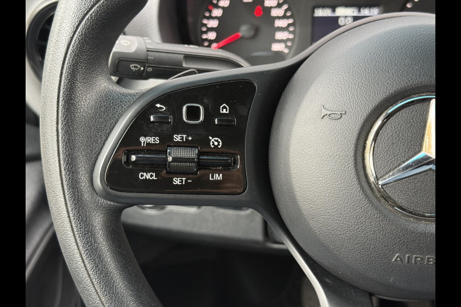 Mercedes-Benz Sprinter 315 1.9 CDI Bakwagen | Laadklep | Navi | Carplay | Cruisec. | Airco Mercedes-Benz Sprinter 315 1.9 CDI Bakwagen | Laadklep | Navi | Carplay | Cruisec. | Airco