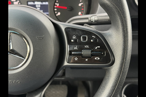 Mercedes-Benz Sprinter 315 1.9 CDI Bakwagen | Laadklep | Navi | Carplay | Cruisec. | Airco Mercedes-Benz Sprinter 315 1.9 CDI Bakwagen | Laadklep | Navi | Carplay | Cruisec. | Airco