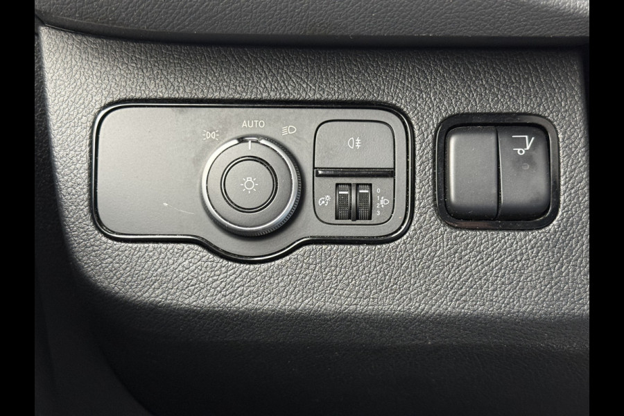Mercedes-Benz Sprinter 315 1.9 CDI Bakwagen | Laadklep | Navi | Carplay | Cruisec. | Airco Mercedes-Benz Sprinter 315 1.9 CDI Bakwagen | Laadklep | Navi | Carplay | Cruisec. | Airco