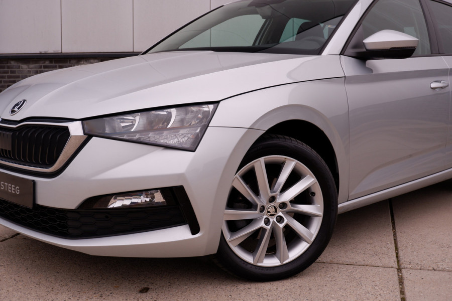 Škoda SCALA 1.0 TSI Sport Business | Carplay | Navi | Virtual cockpit | Climate | PDC Škoda SCALA 1.0 TSI Sport Business | Carplay | Navi | Virtual cockpit | Climate | PDC