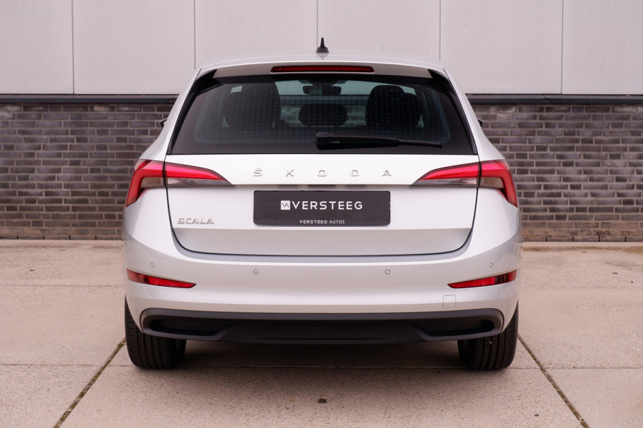 Škoda SCALA 1.0 TSI Sport Business | Carplay | Navi | Virtual cockpit | Climate | PDC Škoda SCALA 1.0 TSI Sport Business | Carplay | Navi | Virtual cockpit | Climate | PDC