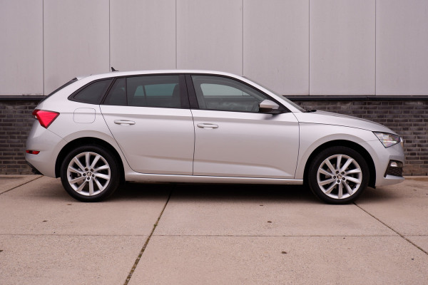 Škoda SCALA 1.0 TSI Sport Business | Carplay | Navi | Virtual cockpit | Climate | PDC Škoda SCALA 1.0 TSI Sport Business | Carplay | Navi | Virtual cockpit | Climate | PDC