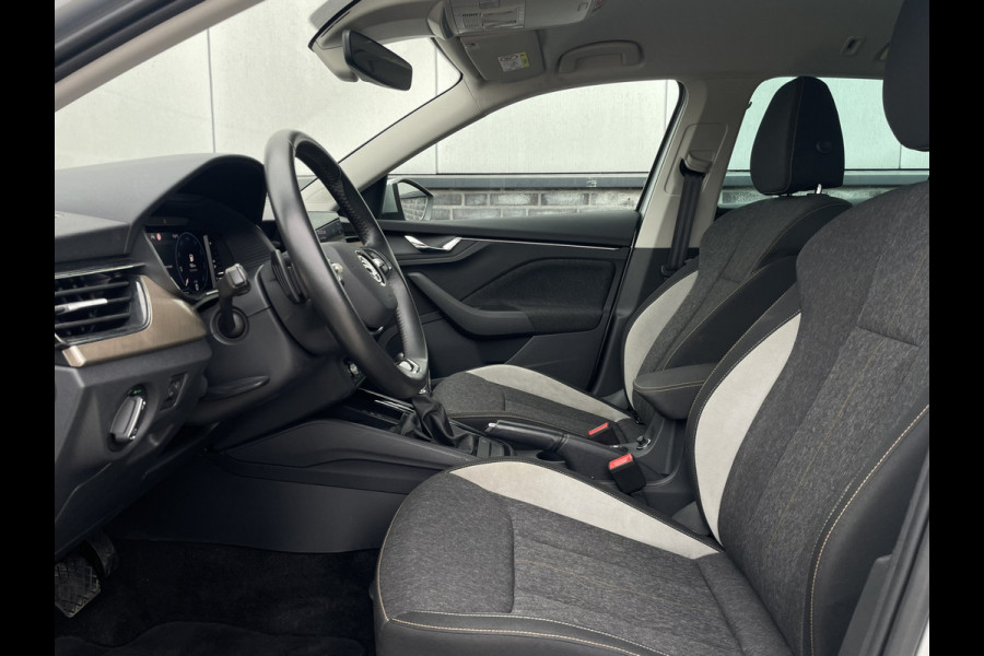 Škoda SCALA 1.0 TSI Sport Business | Carplay | Navi | Virtual cockpit | Climate | PDC Škoda SCALA 1.0 TSI Sport Business | Carplay | Navi | Virtual cockpit | Climate | PDC