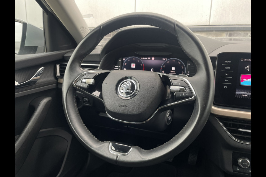 Škoda SCALA 1.0 TSI Sport Business | Carplay | Navi | Virtual cockpit | Climate | PDC Škoda SCALA 1.0 TSI Sport Business | Carplay | Navi | Virtual cockpit | Climate | PDC