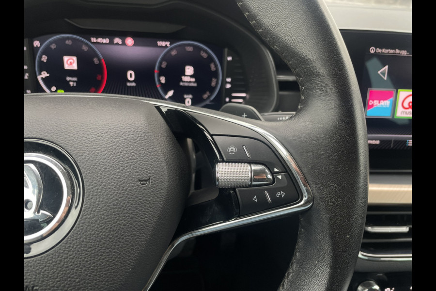 Škoda SCALA 1.0 TSI Sport Business | Carplay | Navi | Virtual cockpit | Climate | PDC Škoda SCALA 1.0 TSI Sport Business | Carplay | Navi | Virtual cockpit | Climate | PDC