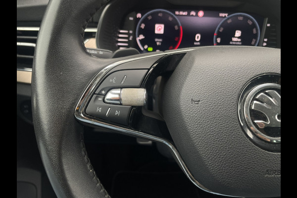 Škoda SCALA 1.0 TSI Sport Business | Carplay | Navi | Virtual cockpit | Climate | PDC Škoda SCALA 1.0 TSI Sport Business | Carplay | Navi | Virtual cockpit | Climate | PDC