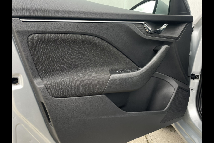 Škoda SCALA 1.0 TSI Sport Business | Carplay | Navi | Virtual cockpit | Climate | PDC Škoda SCALA 1.0 TSI Sport Business | Carplay | Navi | Virtual cockpit | Climate | PDC