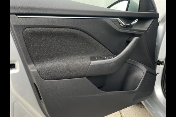 Škoda SCALA 1.0 TSI Sport Business | Carplay | Navi | Virtual cockpit | Climate | PDC Škoda SCALA 1.0 TSI Sport Business | Carplay | Navi | Virtual cockpit | Climate | PDC