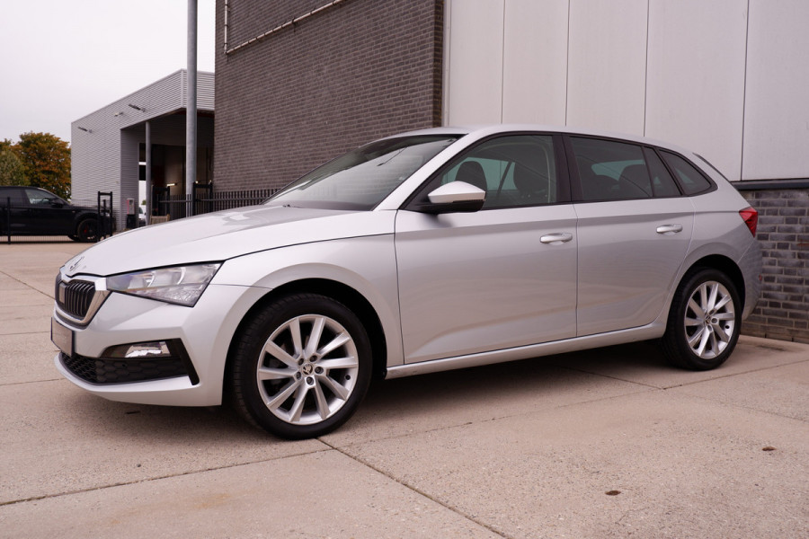 Škoda SCALA 1.0 TSI Sport Business | Carplay | Navi | Virtual cockpit | Climate | PDC Škoda SCALA 1.0 TSI Sport Business | Carplay | Navi | Virtual cockpit | Climate | PDC