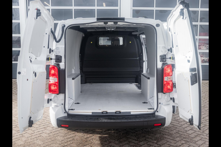 Fiat E-Scudo L3 75 kWh | City Pack | 17" | Exterieur Pack | Laadruimte Pack | Full LED Fiat E-Scudo L3 75 kWh | City Pack | 17" | Exterieur Pack | Laadruimte Pack | Full LED