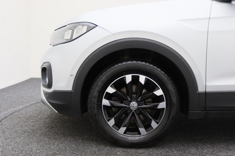 Volkswagen T-Cross 1.0 TSI DSG Style Climate, ACC, Camera, Apple Carplay, Rijstrooksensor, DAB, PDC, 16'' Volkswagen T-Cross 1.0 TSI DSG Style Climate, ACC, Camera, Apple Carplay, Rijstrooksensor, DAB, PDC, 16''
